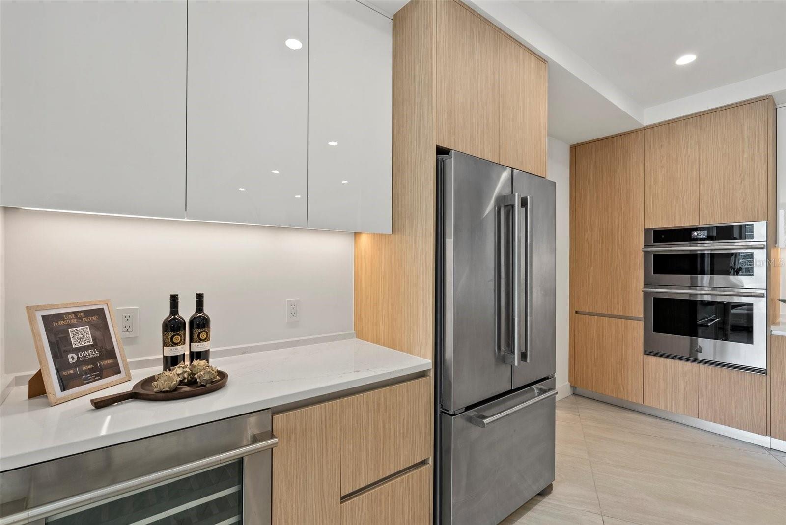 301 QUAY COMMONS #1110