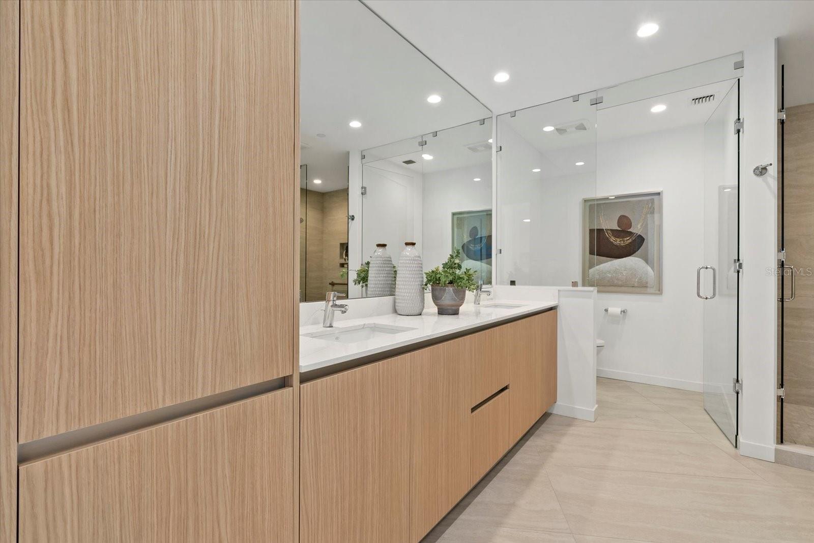 301 QUAY COMMONS #1110