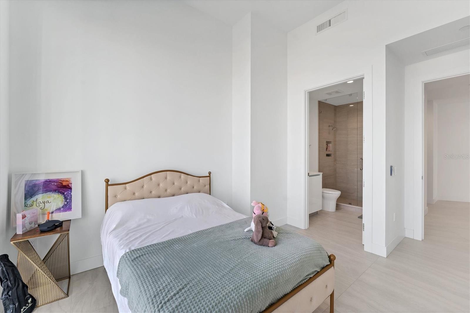 301 QUAY COMMONS #501