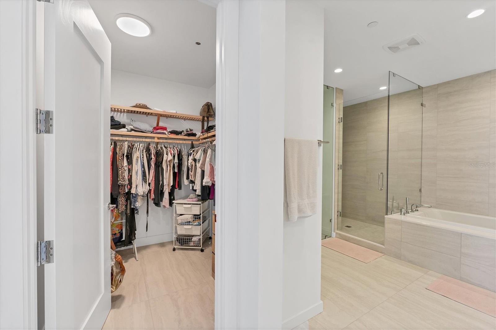 301 QUAY COMMONS #501