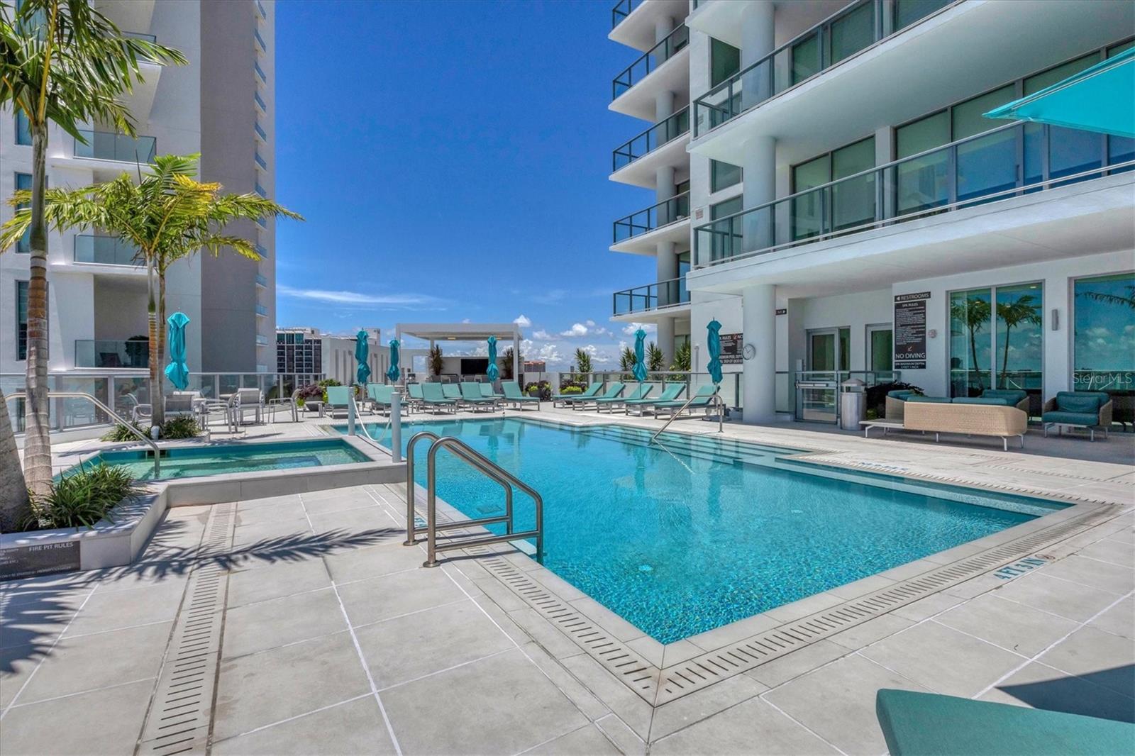 301 QUAY COMMONS #501