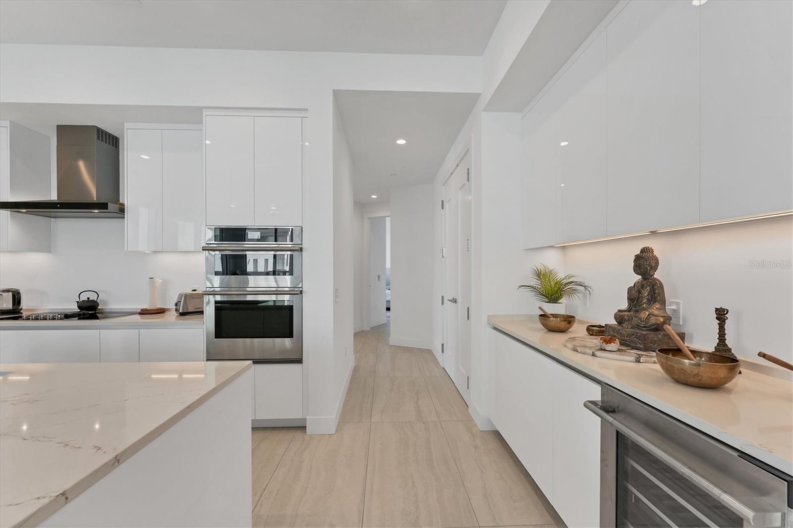 301 QUAY COMMONS #501
