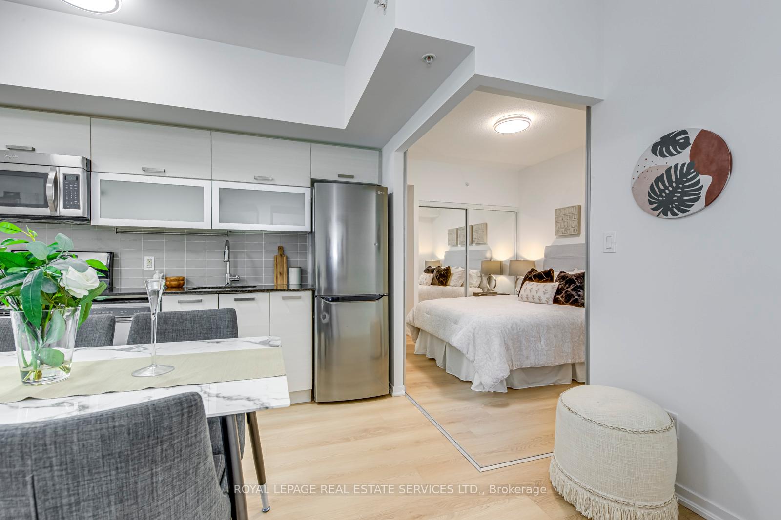 #1136 - 68 Abell Street, Toronto Unit: 1136