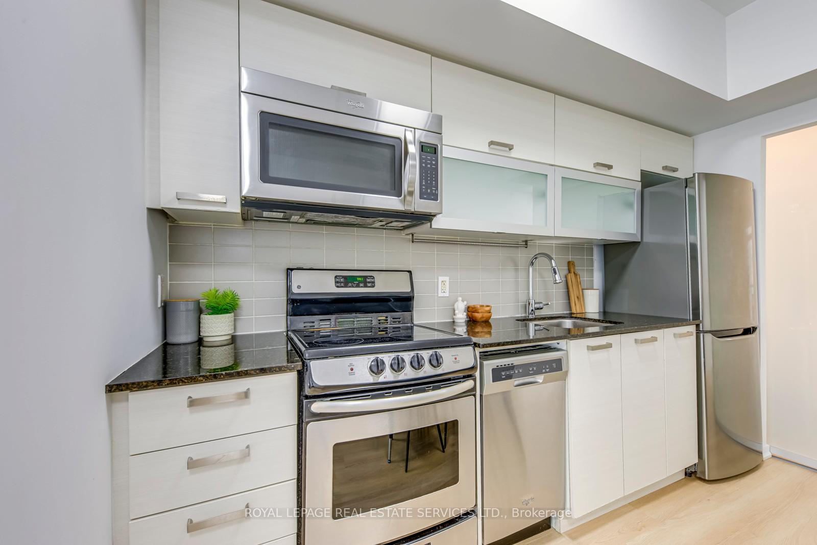 #1136 - 68 Abell Street, Toronto Unit: 1136