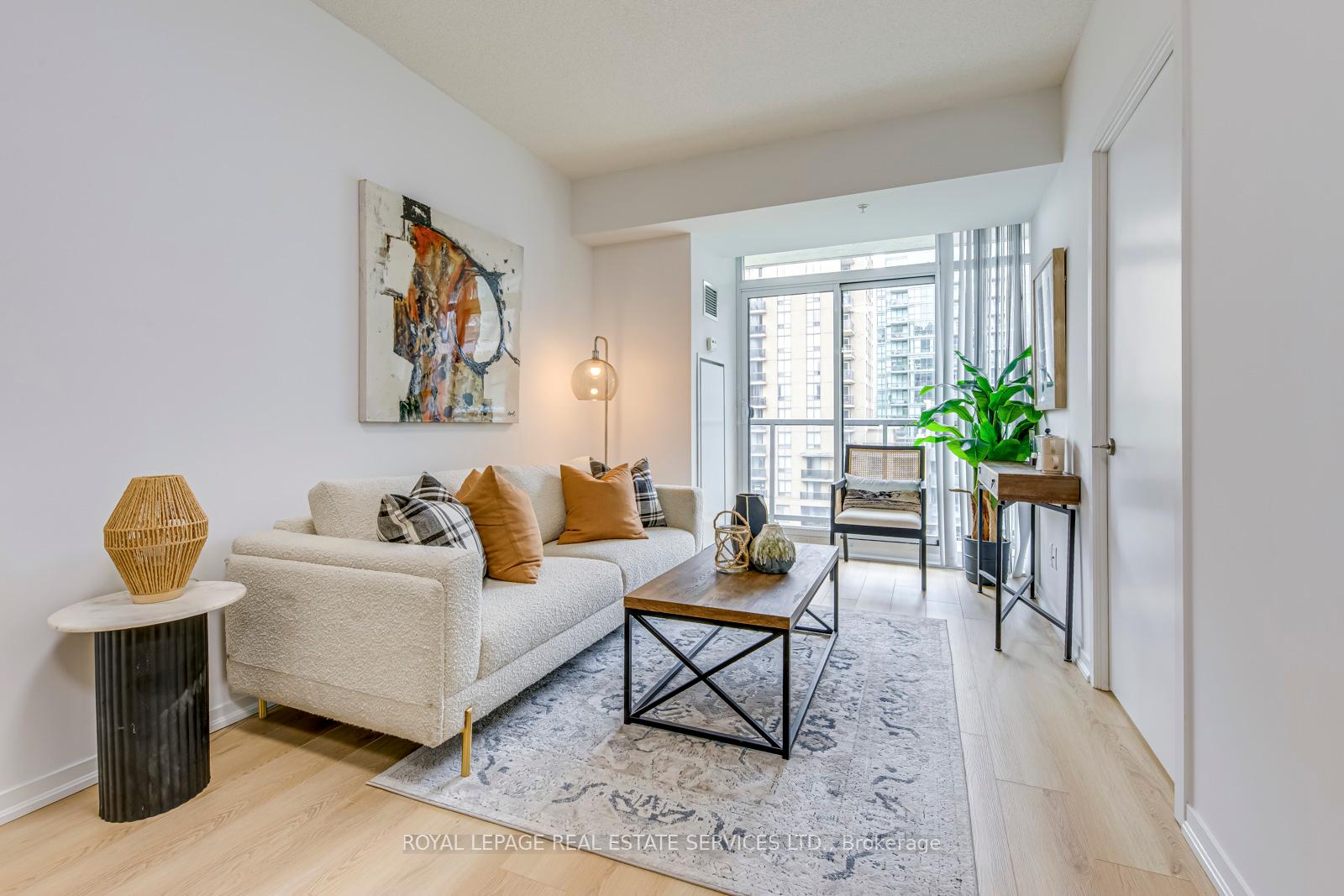 #1136 - 68 Abell Street, Toronto Unit: 1136