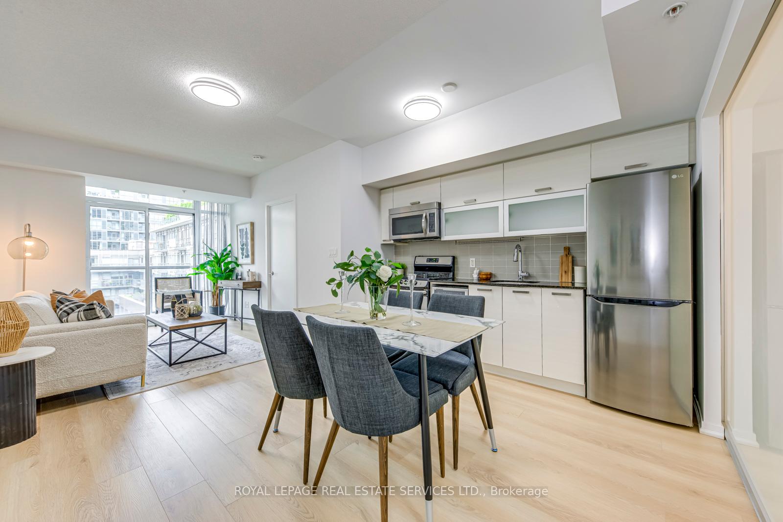 #1136 - 68 Abell Street, Toronto Unit: 1136