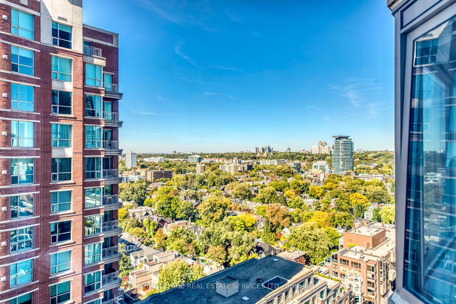 155 Yorkville Avenue 2213
