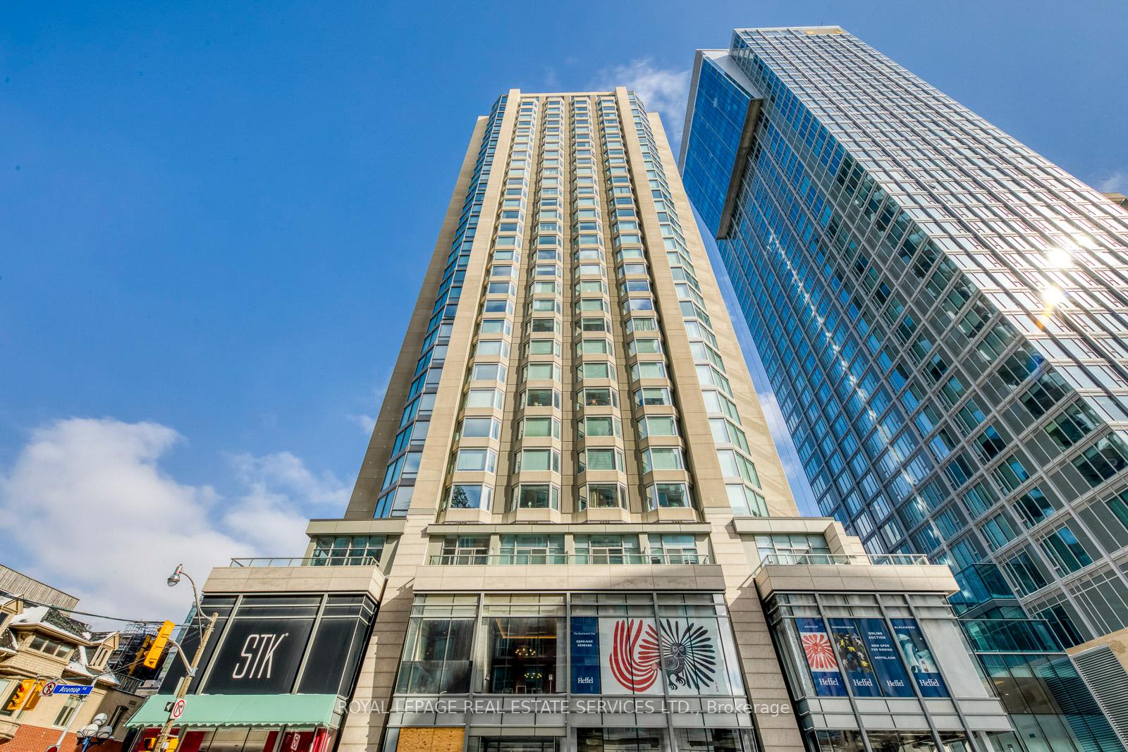 155 Yorkville Avenue 2213