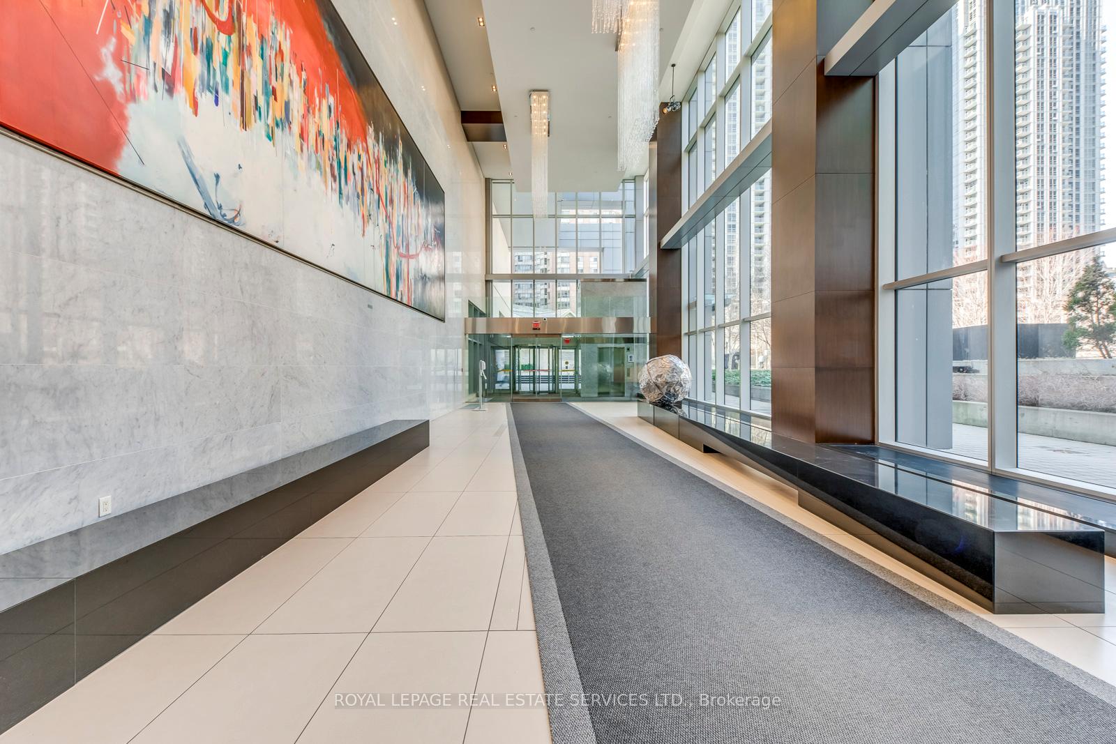 388 Yonge Street 6514, Toronto C07, ON M5B 0A4