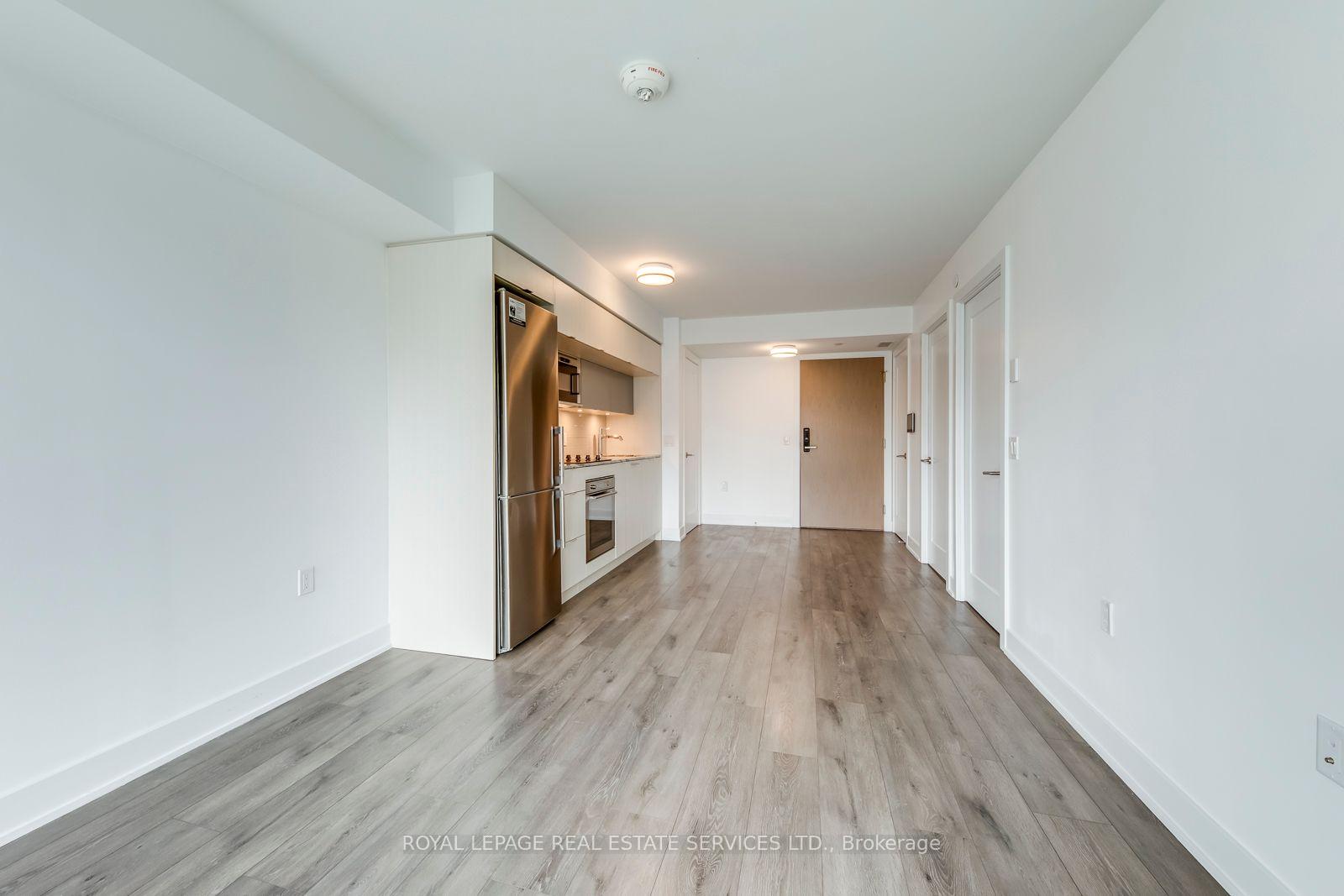 585 Bloor Street E 1320