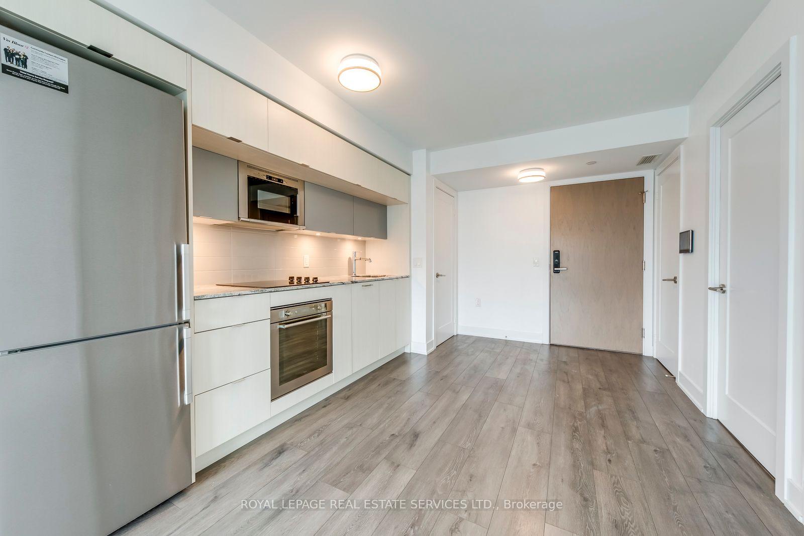 585 Bloor Street E 1320