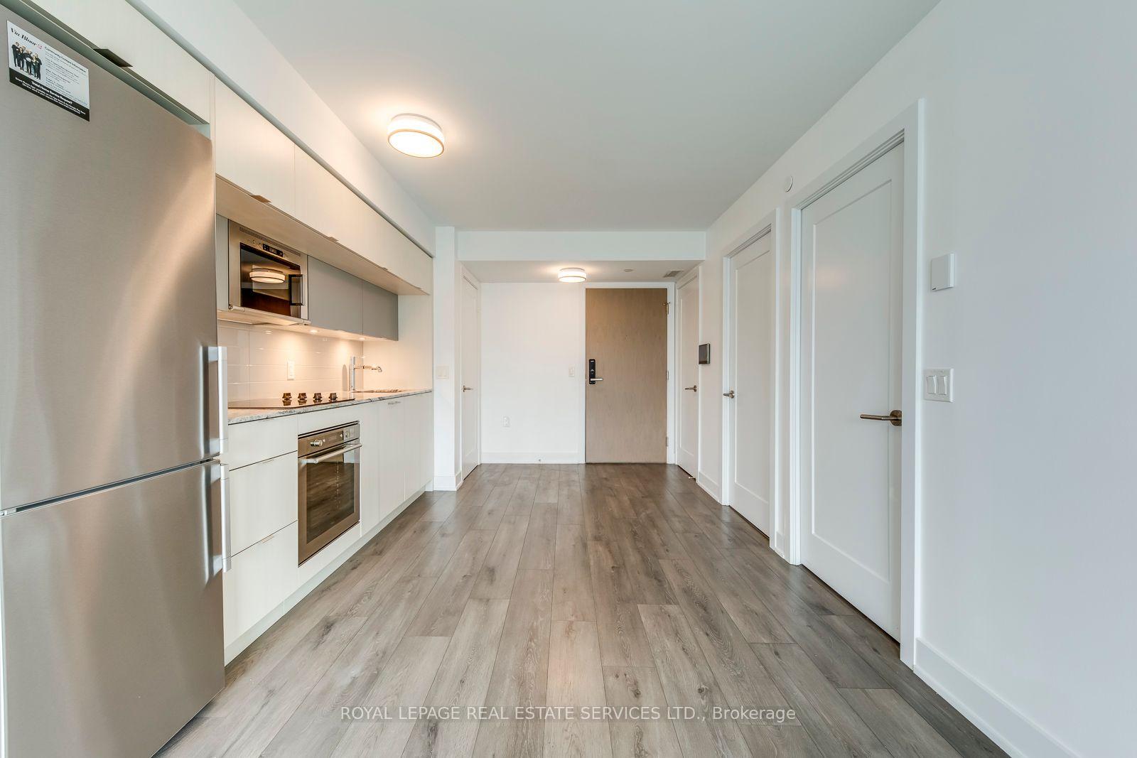 585 Bloor Street E 1320