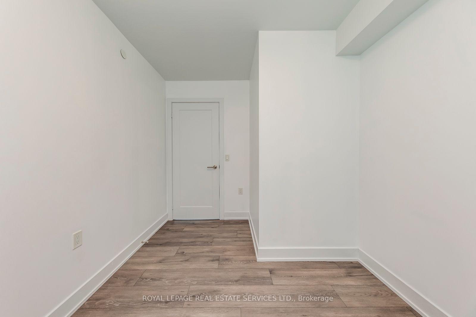 585 Bloor Street E 1320