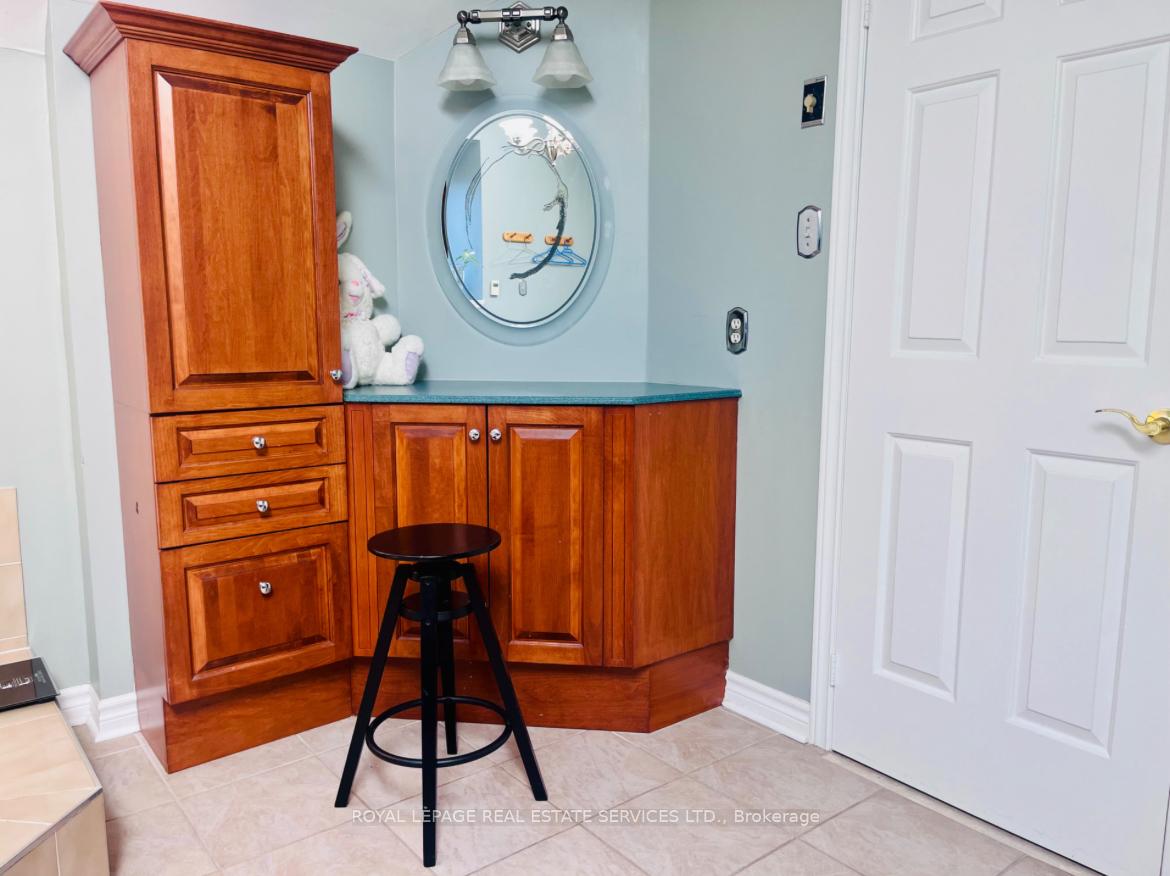 #UPPER - 1417 Thistledown Road Unit: UPPER