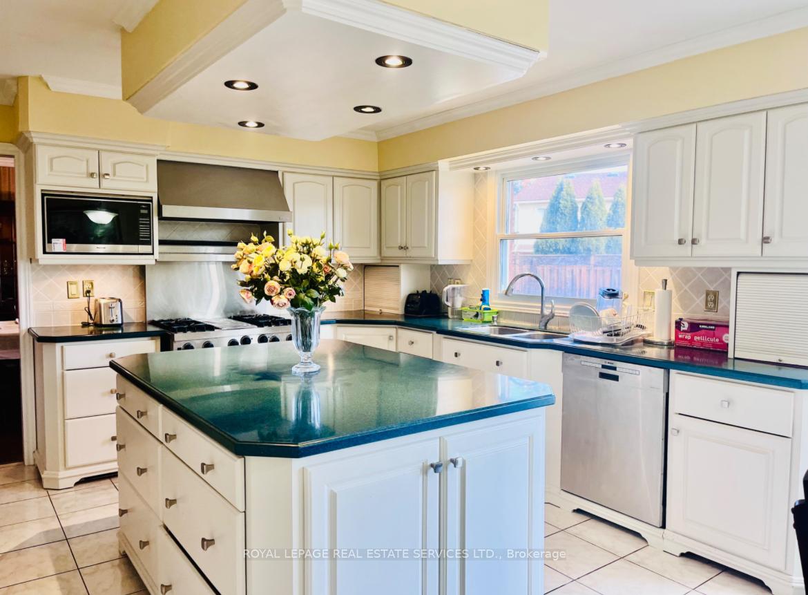 #UPPER - 1417 Thistledown Road Unit: UPPER