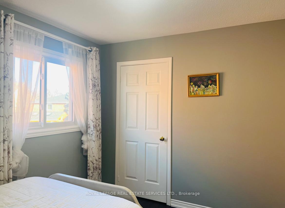 #UPPER - 1417 Thistledown Road Unit: UPPER