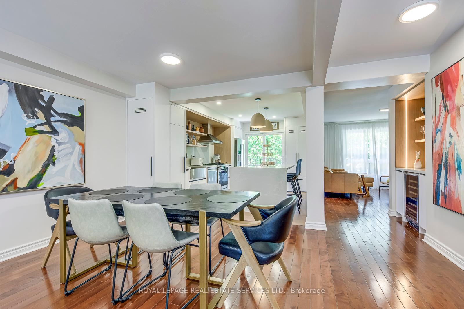 #Upper - 329 Hillside Drive Unit: Upper