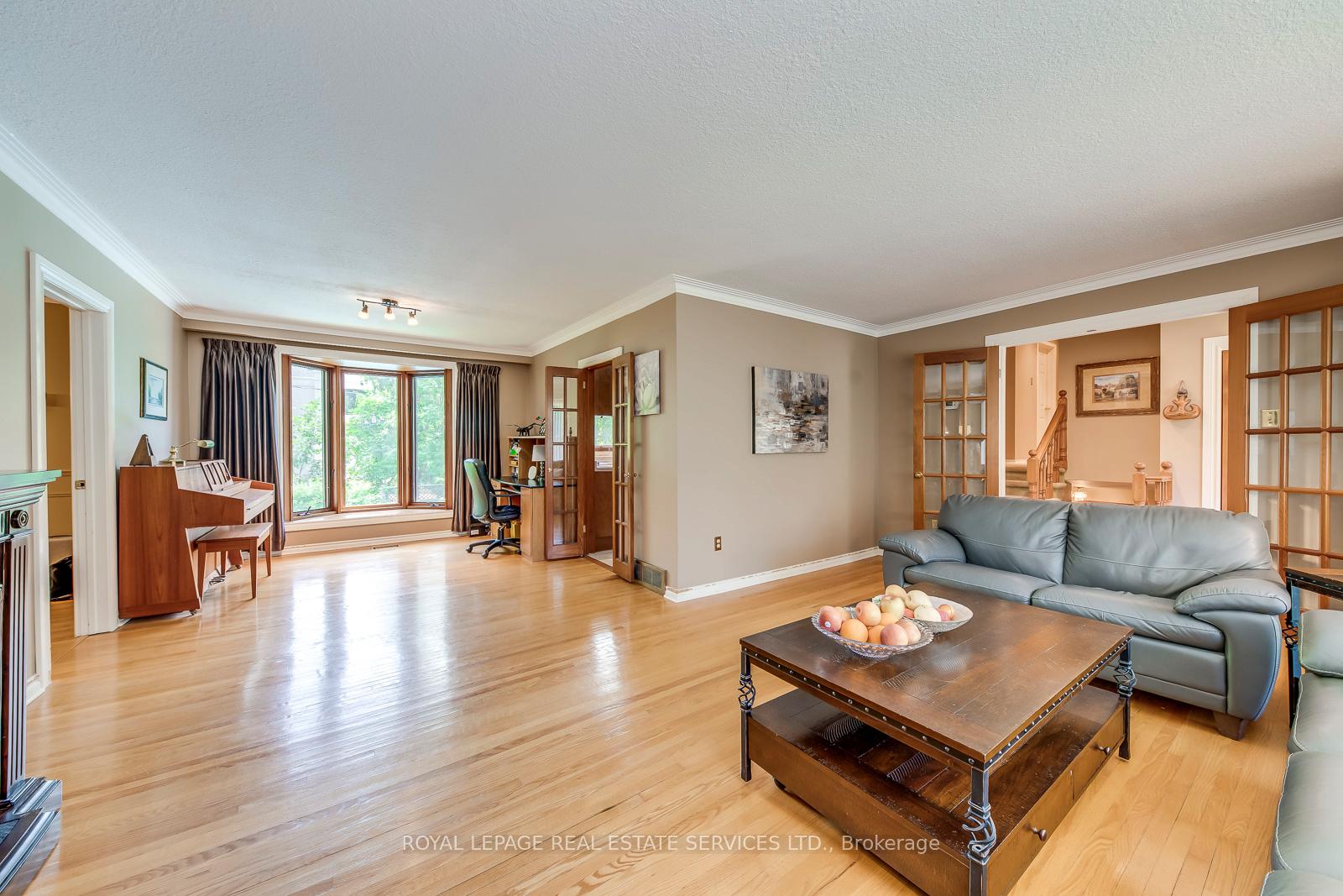 1605 Venetia Drive