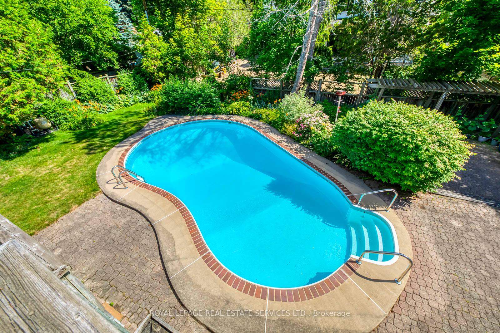 1605 Venetia Drive