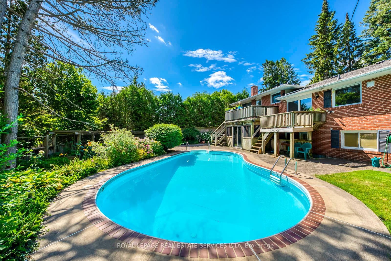 1605 Venetia Drive