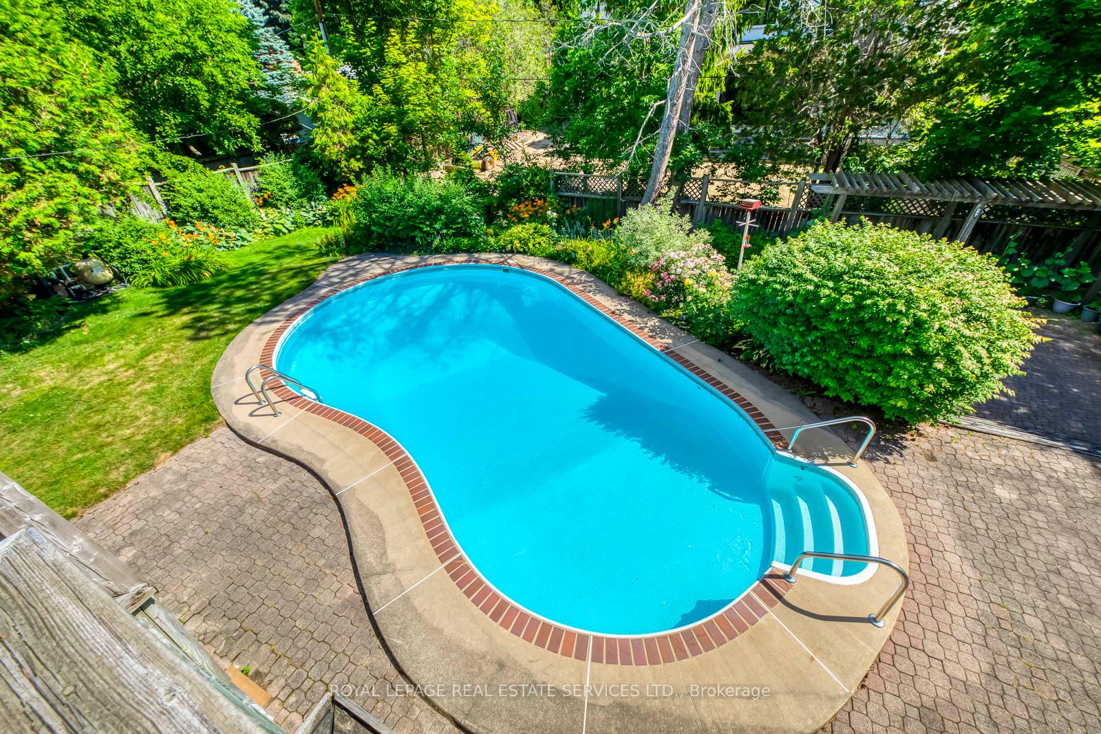 1605 Venetia Drive