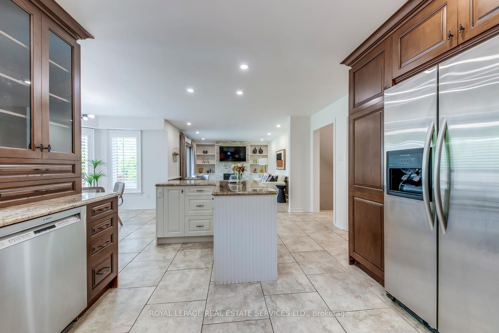 1387 Bayshire Drive