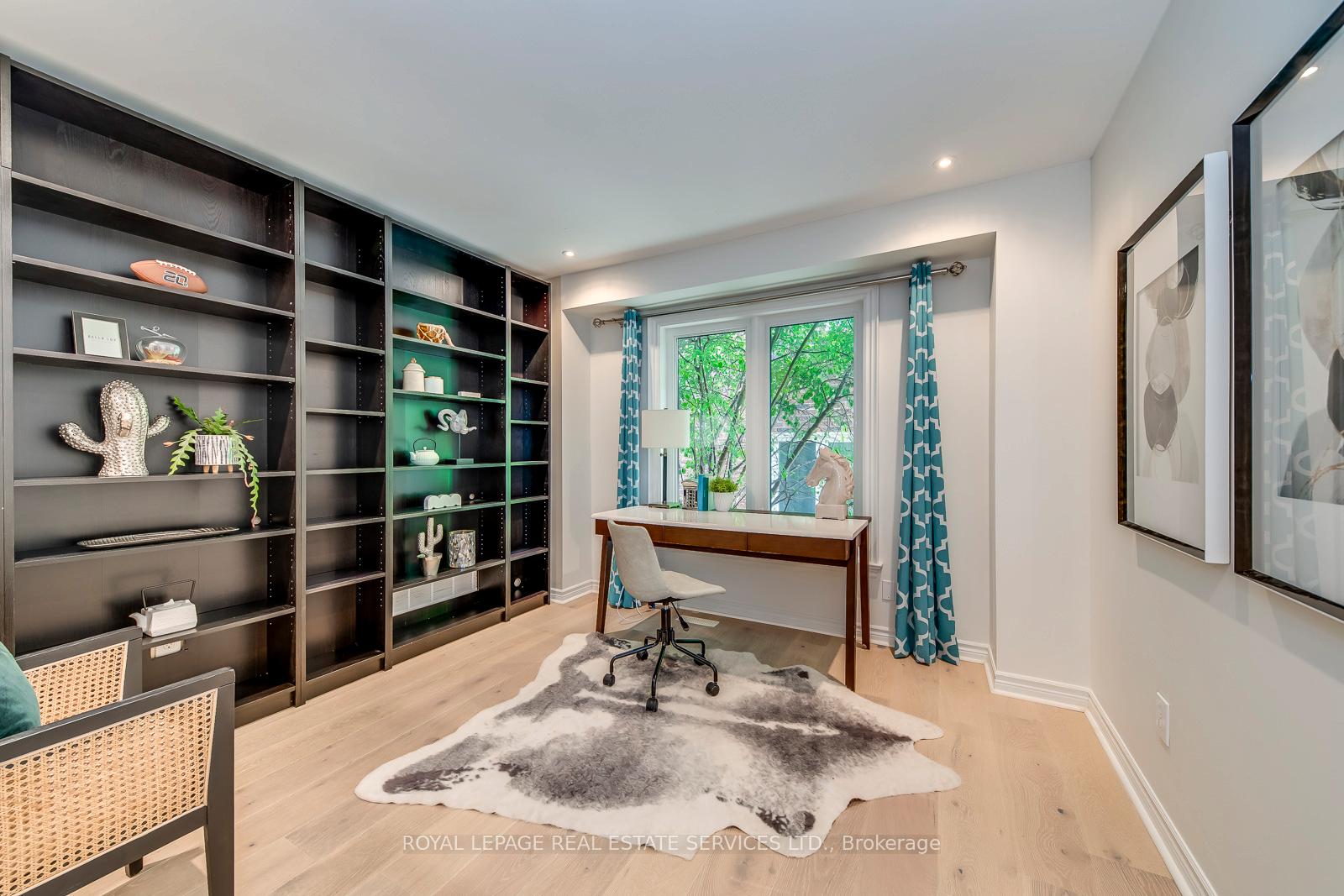 1387 Bayshire Drive