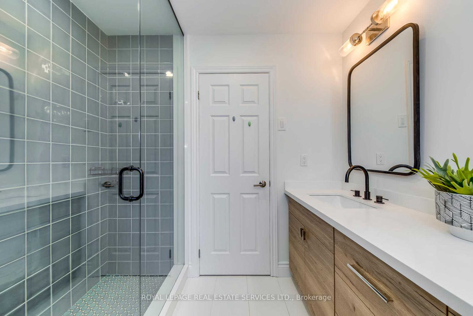 1387 Bayshire Drive