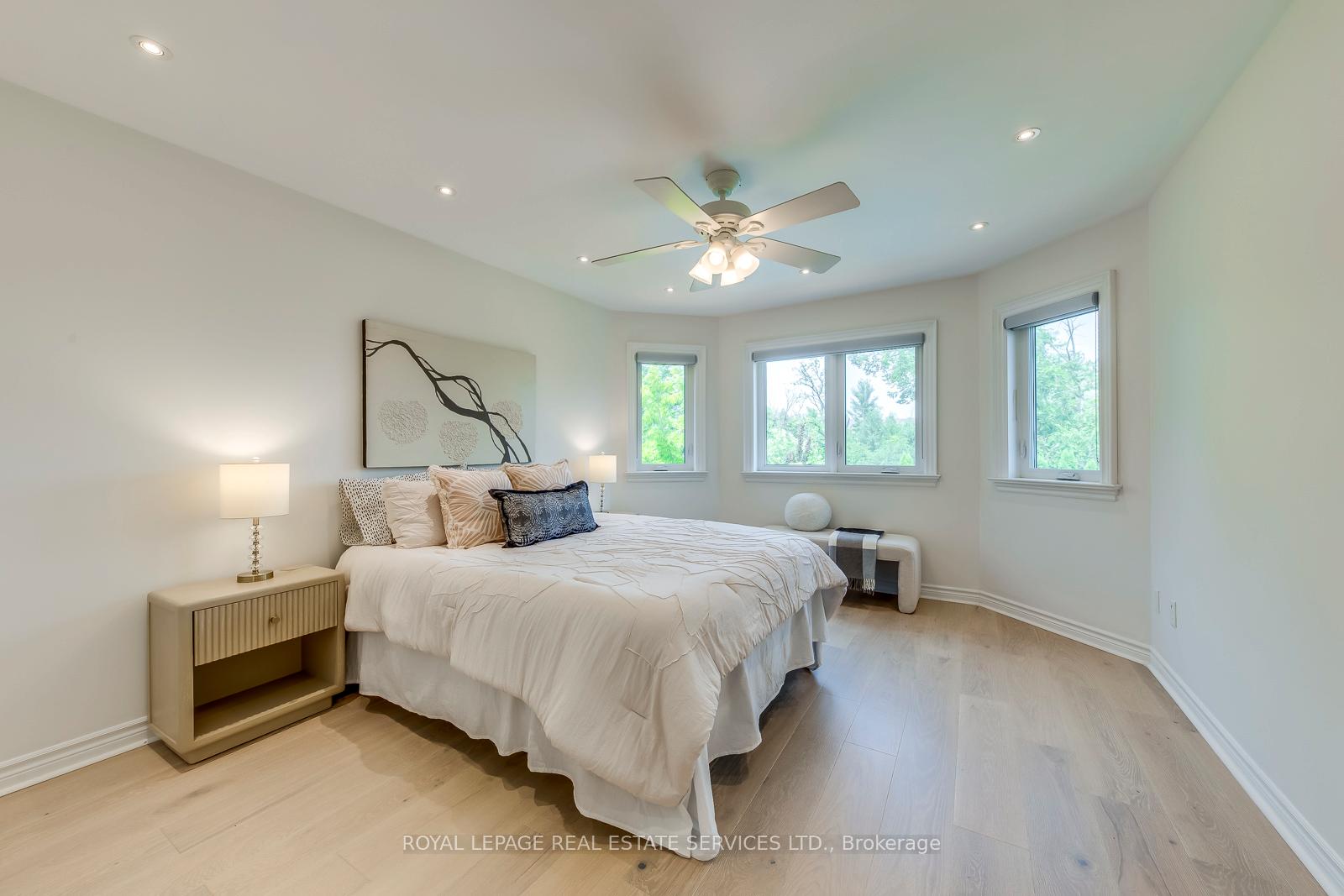 1387 Bayshire Drive