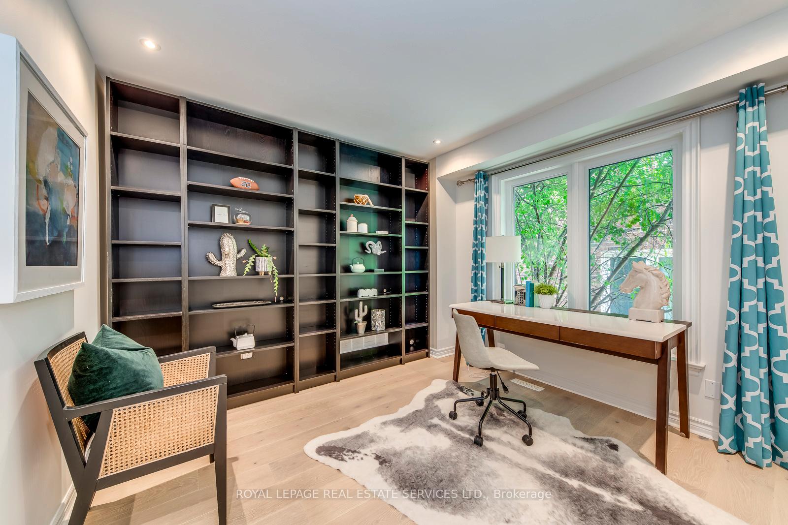 1387 Bayshire Drive