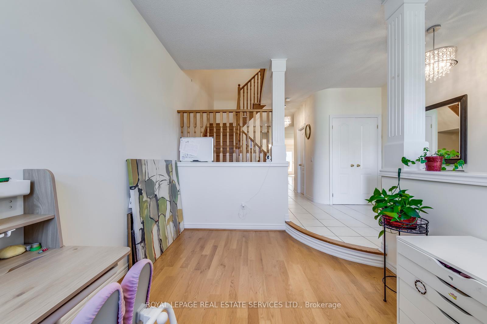 1544 Bayshire Drive