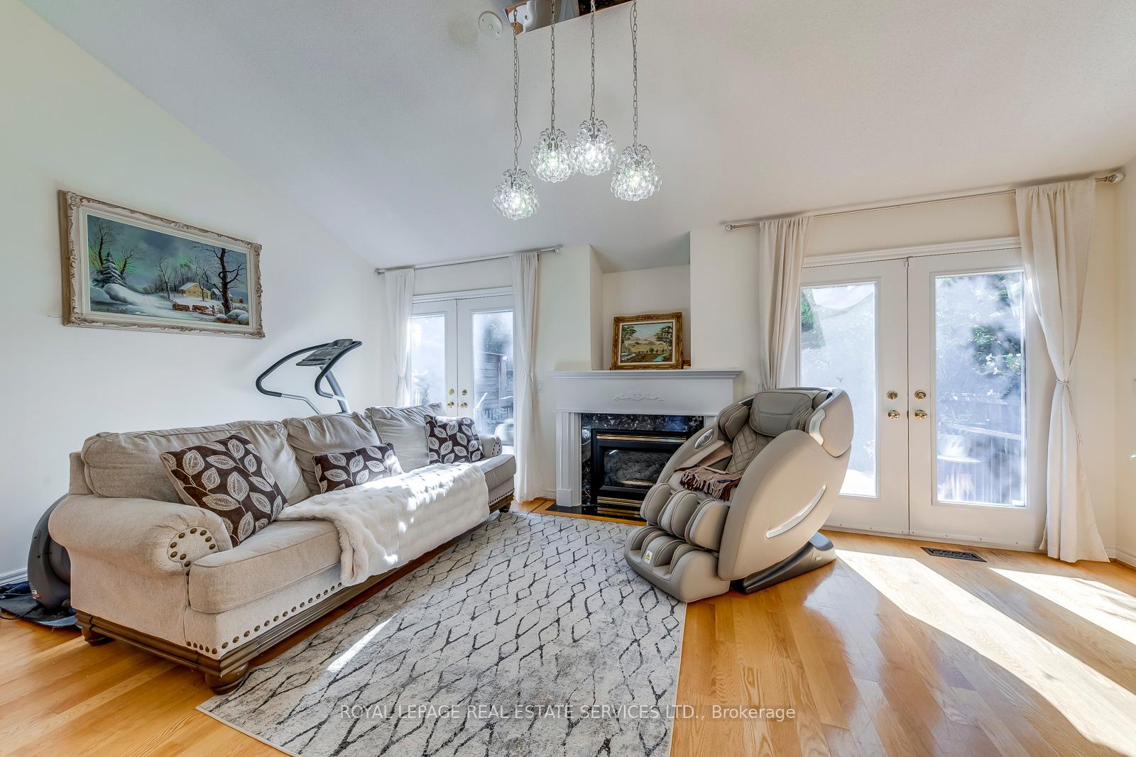 1544 Bayshire Drive