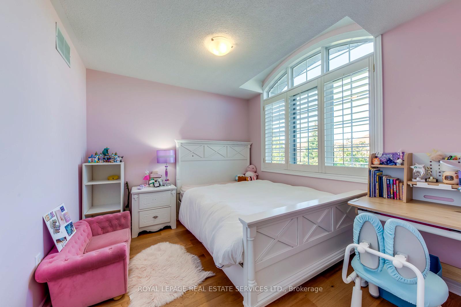 1544 Bayshire Drive