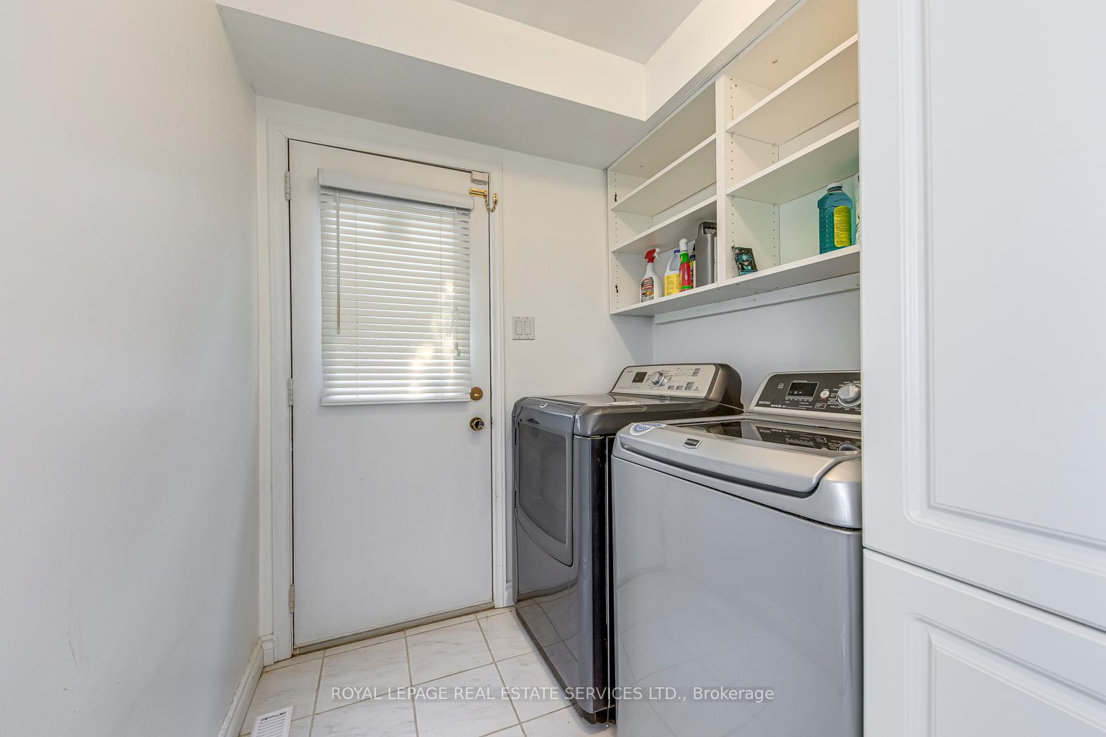 1462 Grand Boulevard