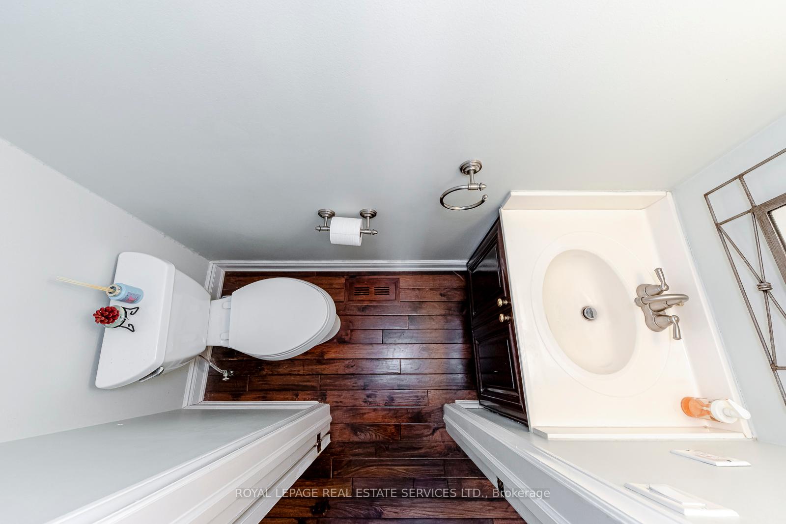 1462 Grand Boulevard