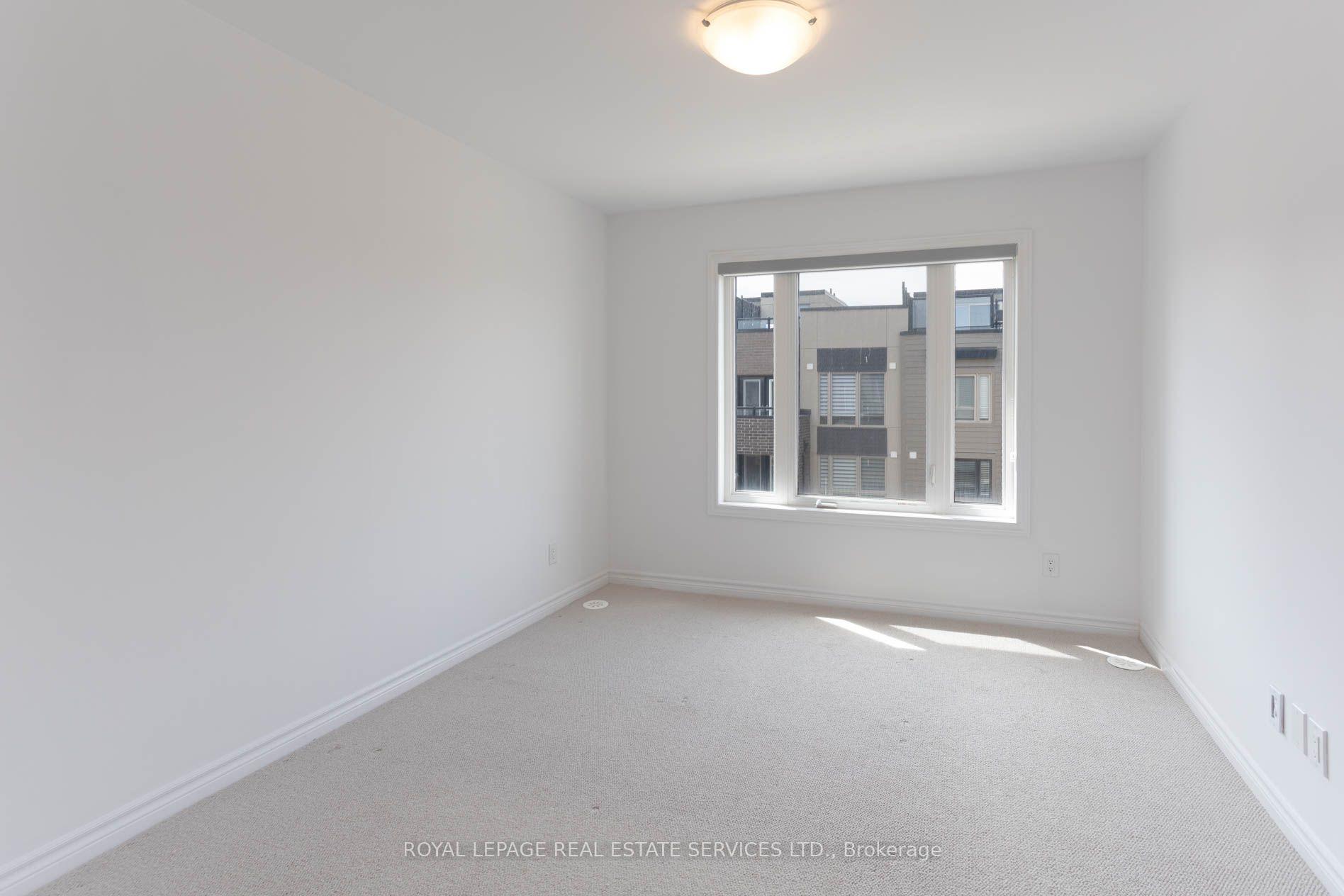424 Rockwell Common, Oakville, ON L6H 0R7, Oakville ON, L6H 0R7