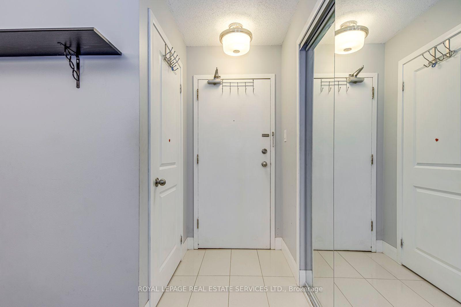 1450 Glen Abbey Gate 911