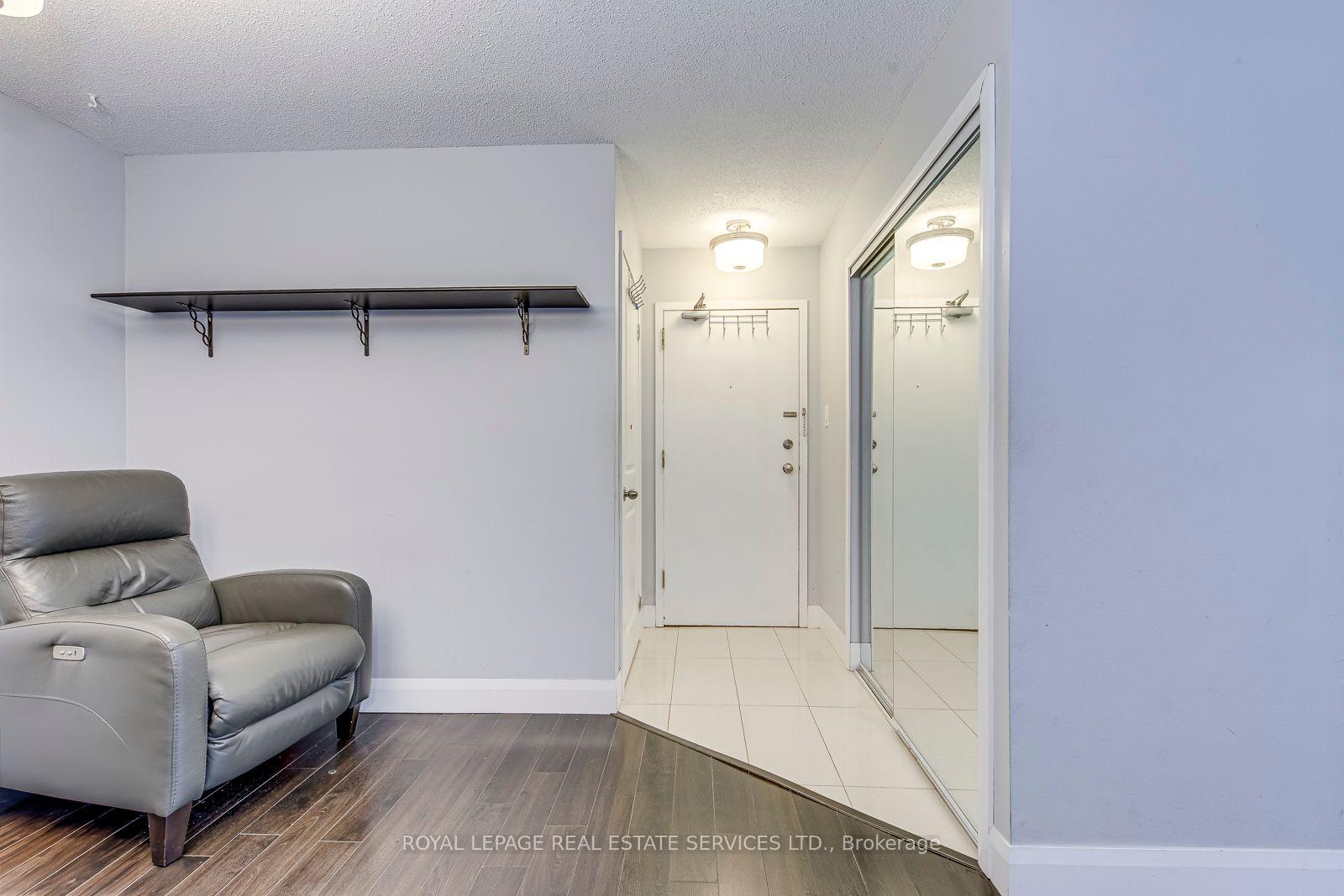 1450 Glen Abbey Gate 911