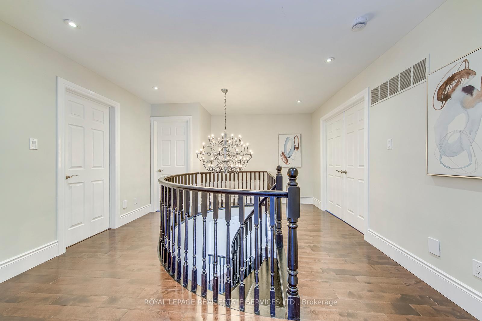 2200 Brays Lane