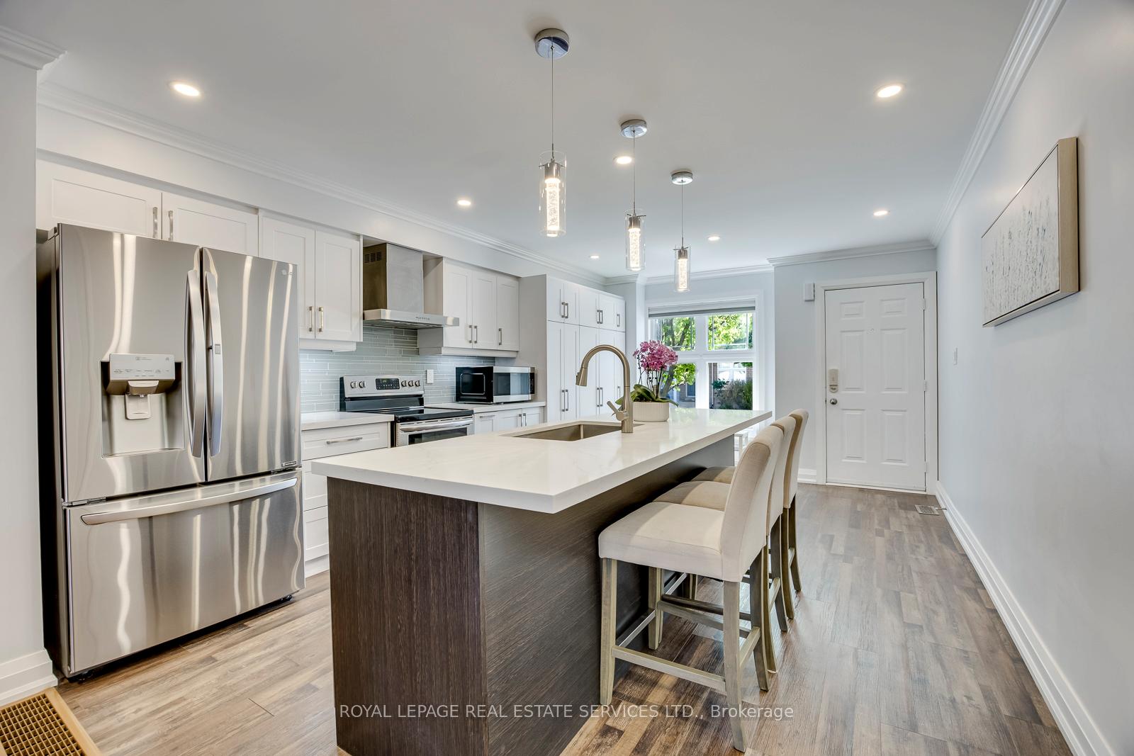 2189 Postmaster Drive 15
