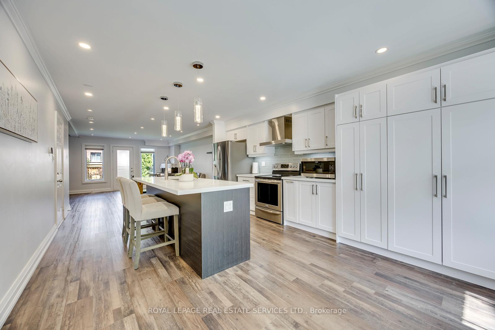 2189 Postmaster Drive 15