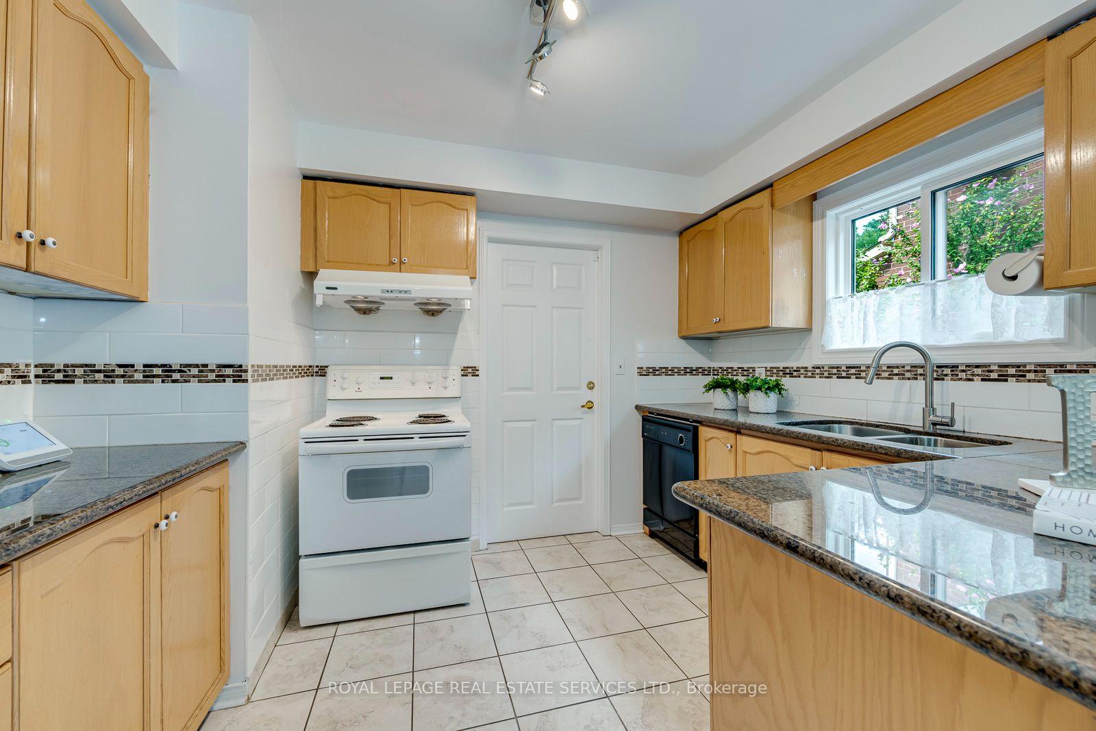 2101 Galena Crescent