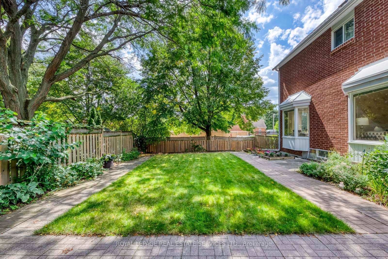 2101 Galena Crescent