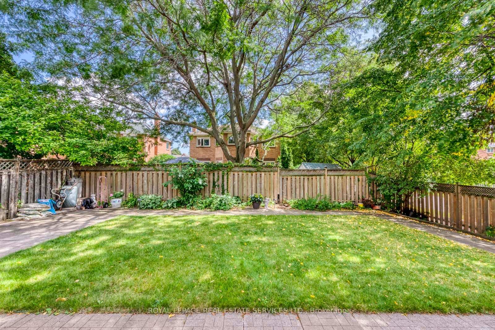 2101 Galena Crescent