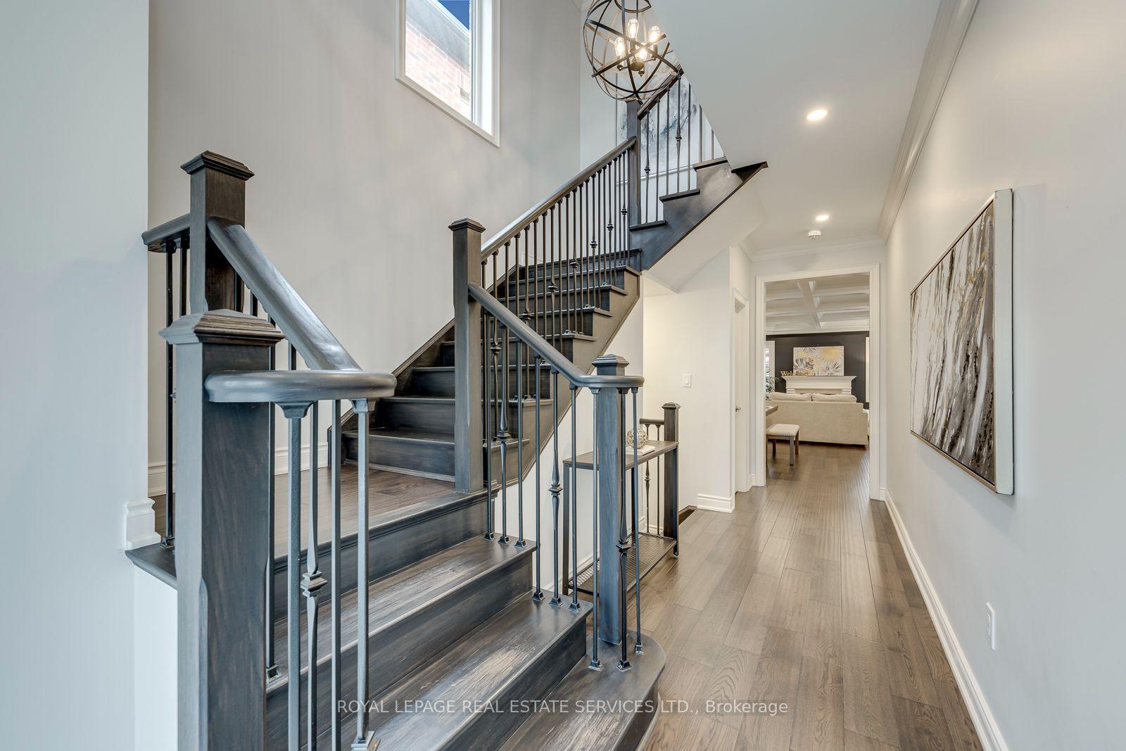 3087 Streamwood Pass