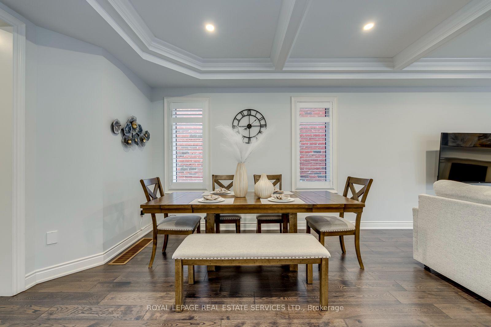 3087 Streamwood Pass