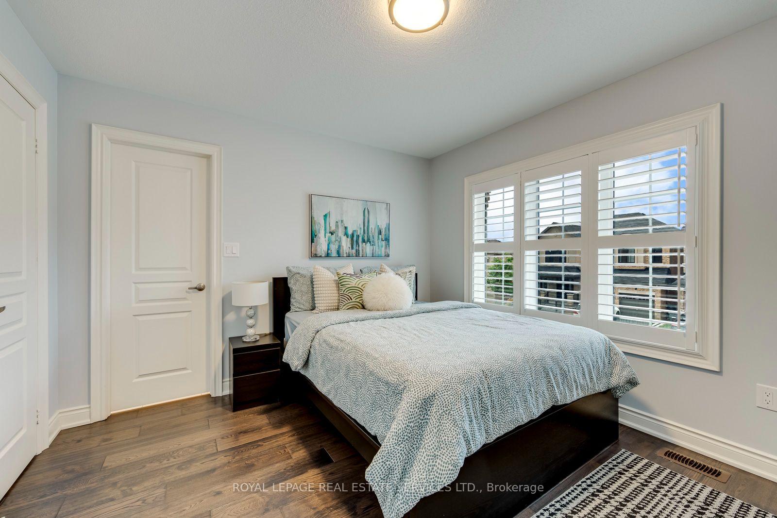 3087 Streamwood Pass
