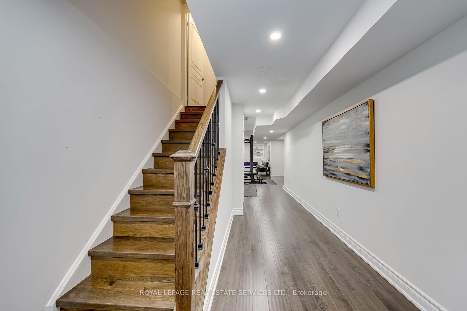 3087 Streamwood Pass