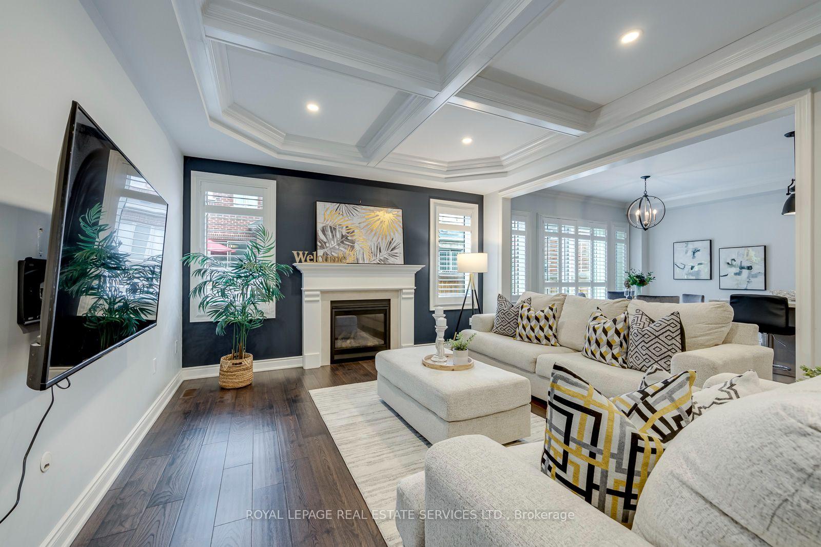 3087 Streamwood Pass