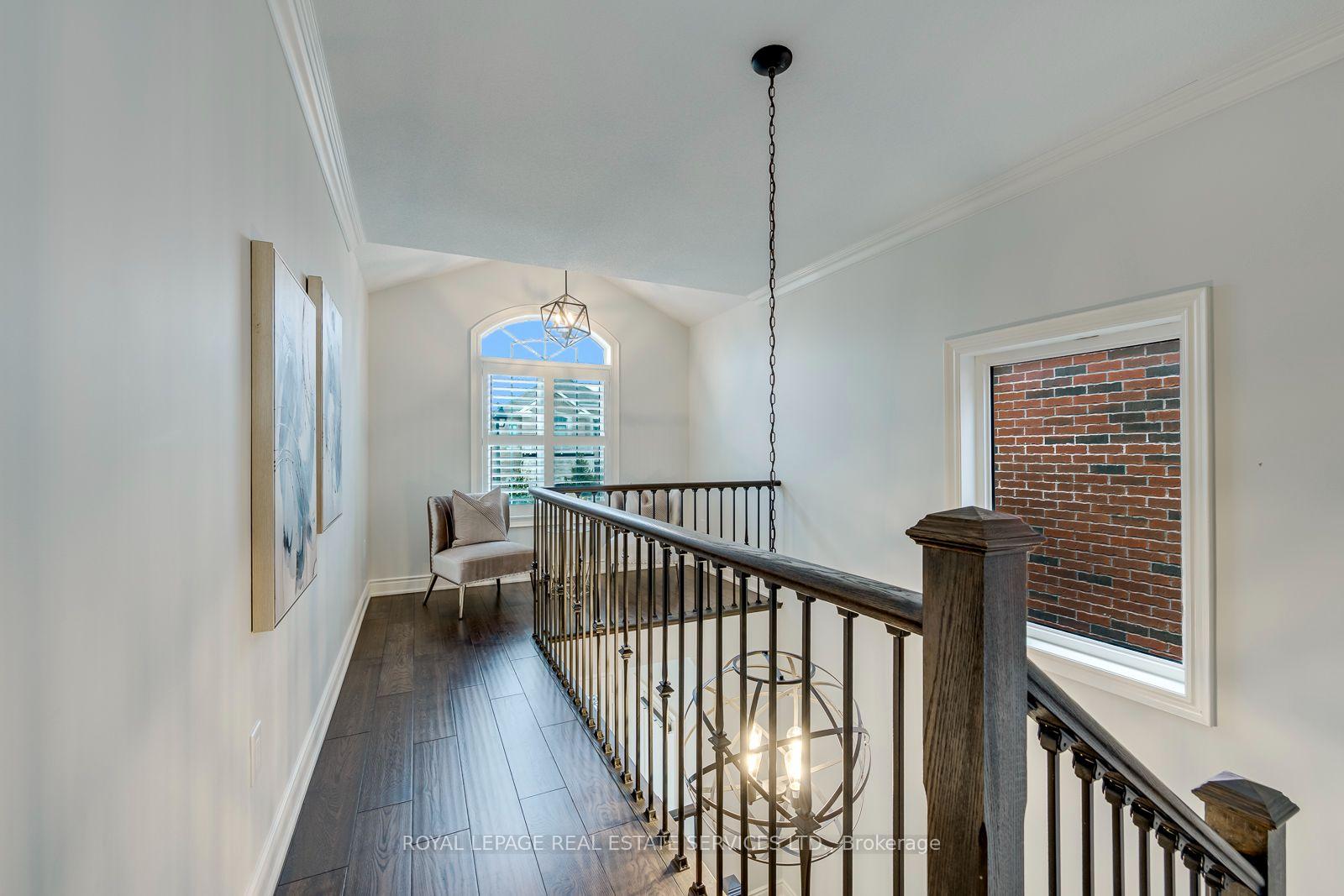 3087 Streamwood Pass